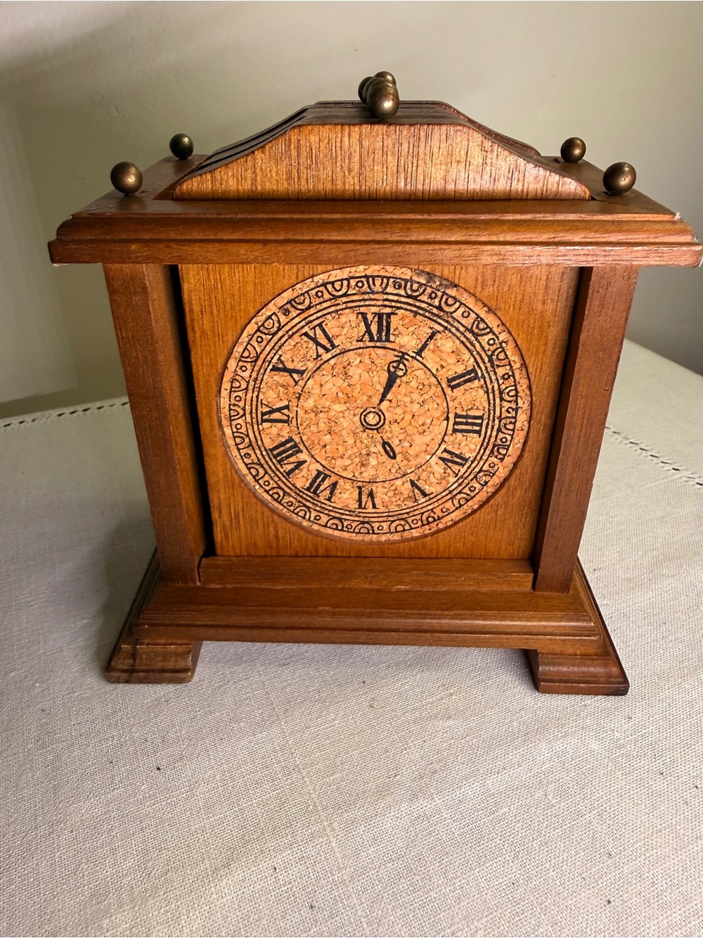 Wooden Mantel Clock Coasters- Brown